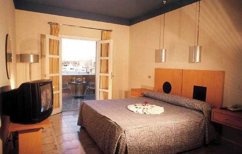 הורגהדה Captain'S Inn Hotel מראה חיצוני תמונה